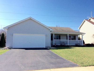 1691 Ginny Ln, Woodstock, IL, 60098