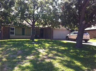 4306 Willow Springs Dr, Arlington, TX 76001