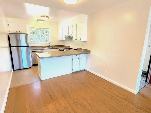 35 Thomas Dr #6, Mill Valley, CA 94941