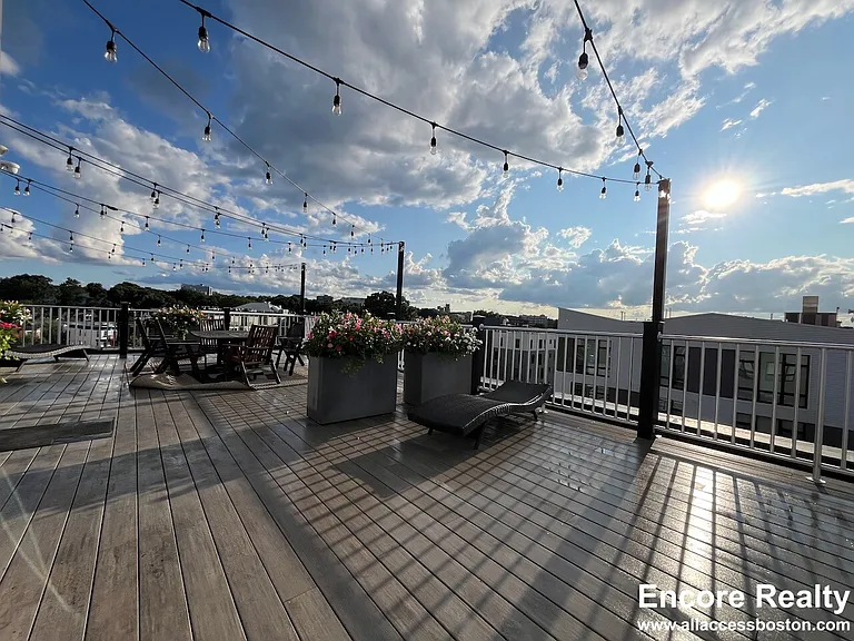 9 Everett St #203 — Photo 32