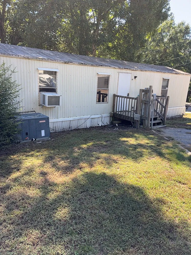 2 bed, 2.0 bath, $800 — Photo 1