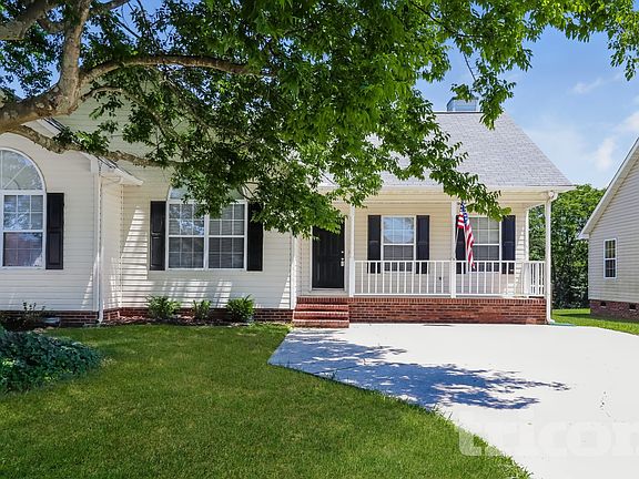 2nd image of 1081 Braxton Dr