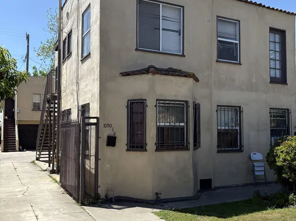 1052 W 60th Pl, Los Angeles, CA 90044