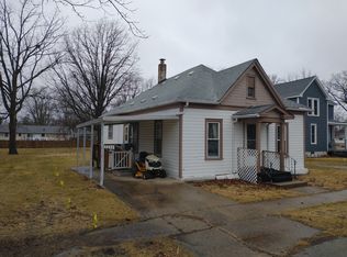 409 N Maple Ave, Minier, IL 61759