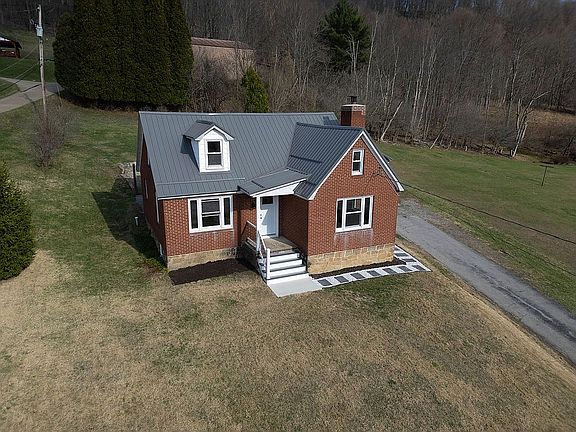 4th image of 646 Nicktown Hill Rd