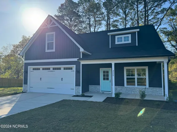 211 Cameron Avenue, Vass, NC 28394