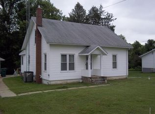 60225 Constantine Rd, Three Rivers, MI 49093