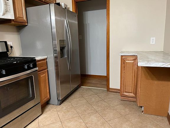4th image of 1760 Walnut St