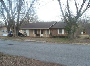 80 N Kimberly St, Farmington, AR 72730