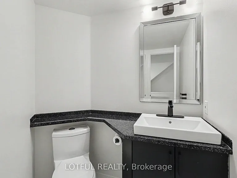1663 Locksley Ln — Photo 8