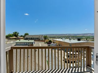 Bright 2 Bedroom Apartment Prime Location!, Grand Junction, CO 81505