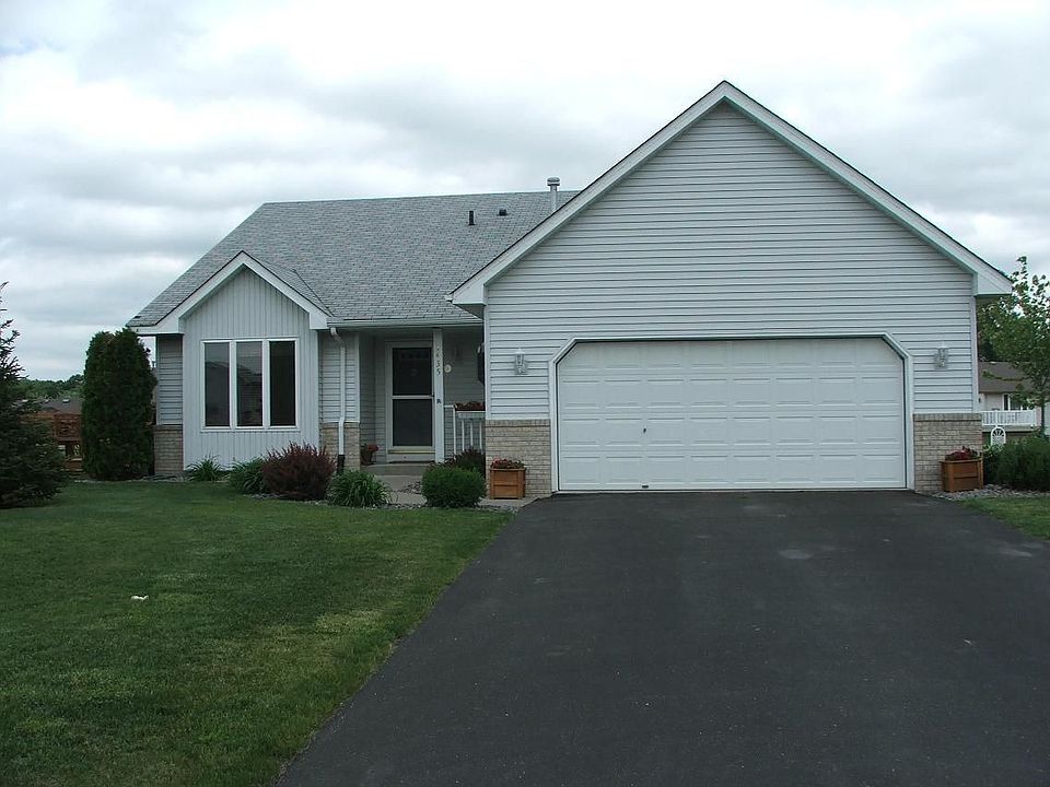 Fantastic 3 level on Cul-de-sac lot!