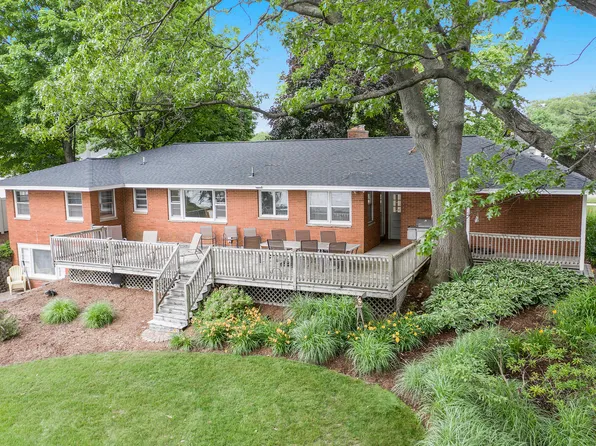 406 Howard Ave, Holland, MI 49424