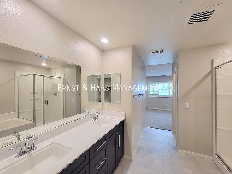 14414 Strawberry Ln #4 — Photo 24