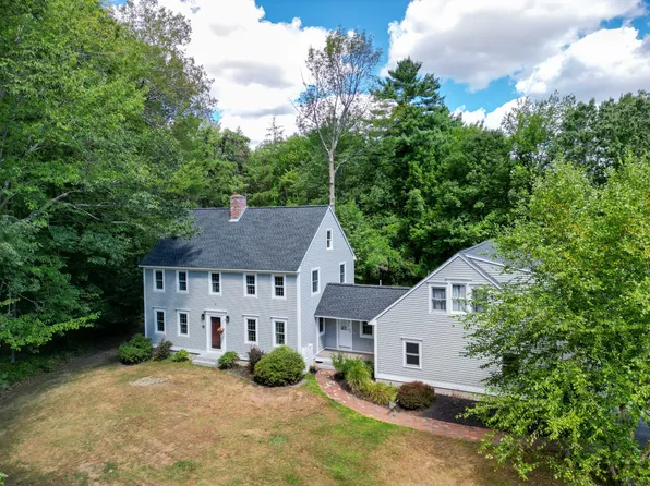 10 Herrick Rd, Gorham, ME 04038