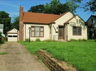 2406 40th Pl, Des Moines, IA 50310