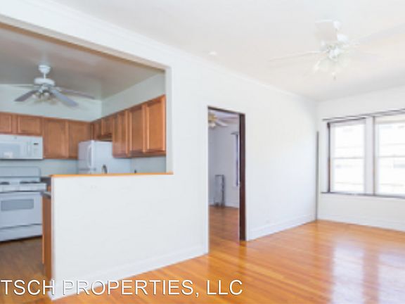 5th image of 3858 N Leavitt St #2