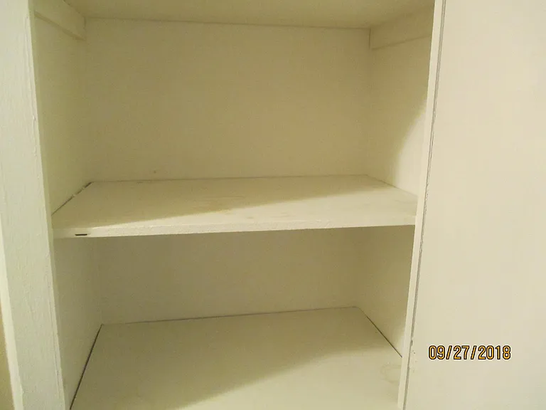 3585 Roswell Dr — Photo 25