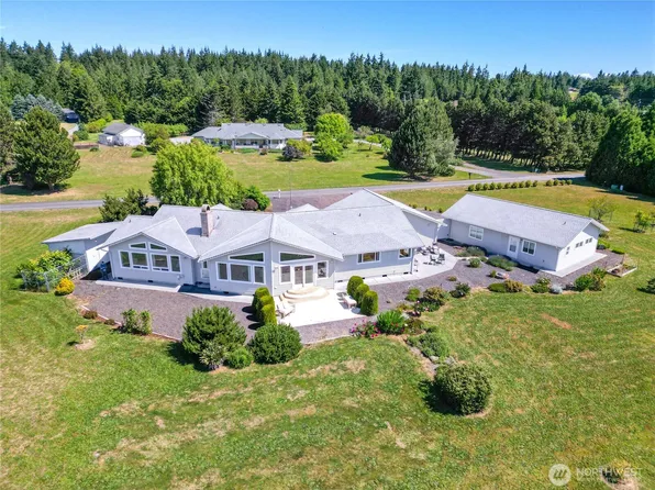 141 Kiwi Lane, Sequim, WA 98382