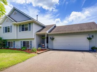 1004 Spruce St, Farmington, MN 55024