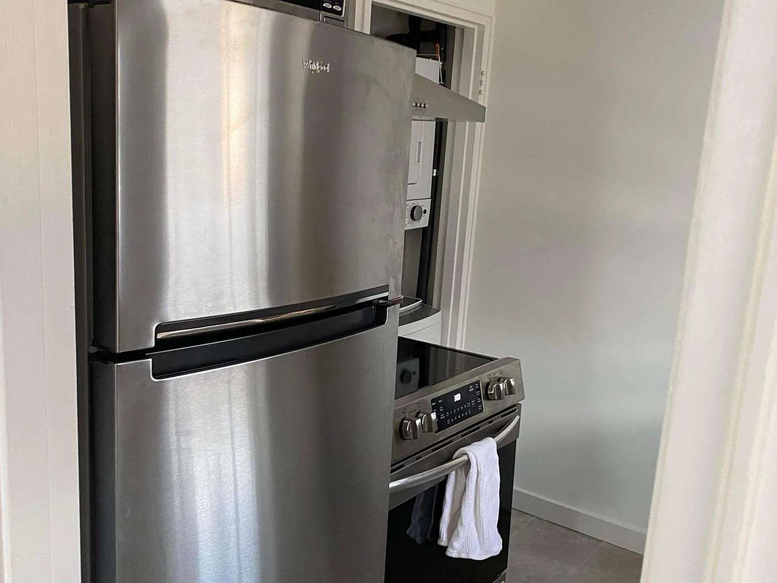 2 bed, 900 sqft, $1,850 — Photo 4