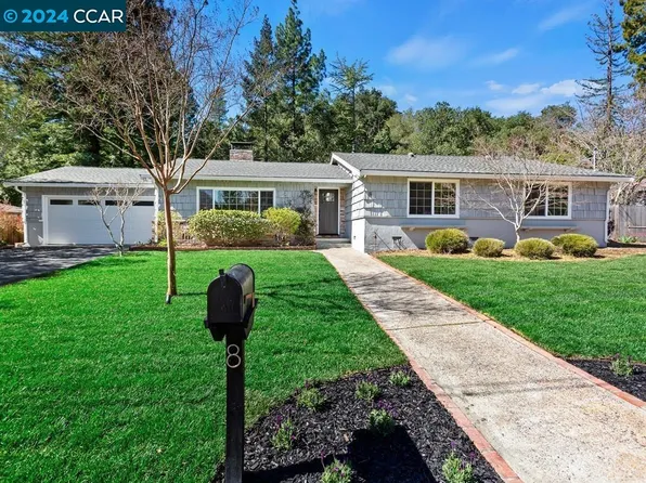 8 Harold Dr, Moraga, CA 94556