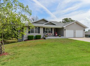 171 Old Meadow Ln, Branson, MO 65616