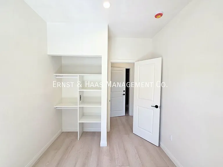 321 Chestnut Ave #6 — Photo 11