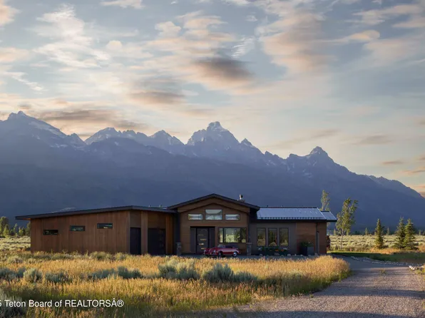 580 Moulton Loop Rd, Jackson, WY 83001