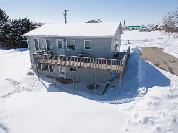 1404 33rd Ave NW, Coleharbor, ND 58531