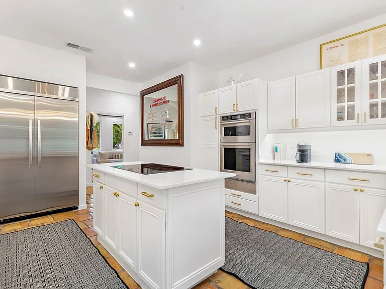 1513 E Camino Del Rio — Photo 13