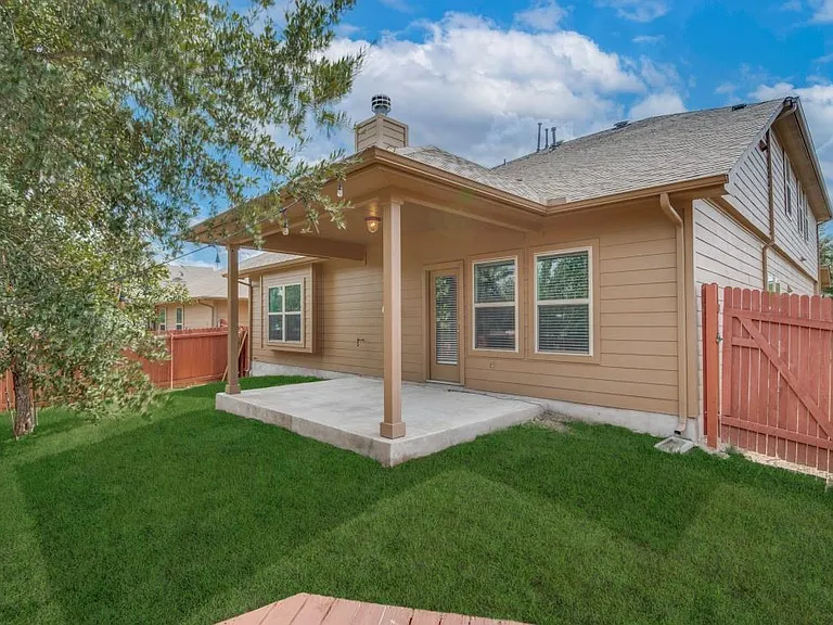 628 Bottle Brush Dr — Photo 18