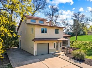 14 Trenton Pl, Newton Town, NJ 07860