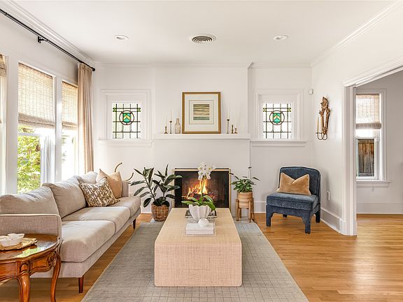 3rd image of 5539 Ridgedale Ave