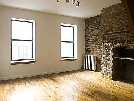 Rented by Crosstown Apartments NYC | media 11