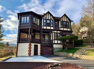 5 Orchard Rd, Wheeling, WV 26003