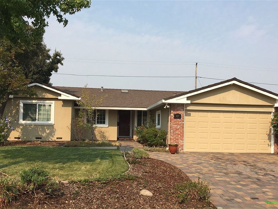 1st image of 927 Eton Way