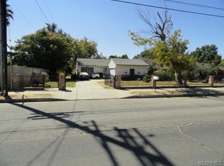 19118 Strathern St, Reseda, CA 91335