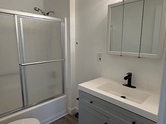 5th image of 1187 4th St APT B