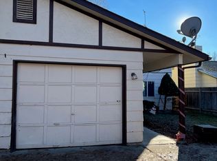 1898 N Allumbaugh St, Boise, ID 83704