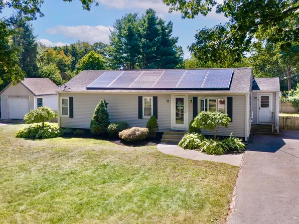 141 Willis Ave, Seekonk, MA 02771
