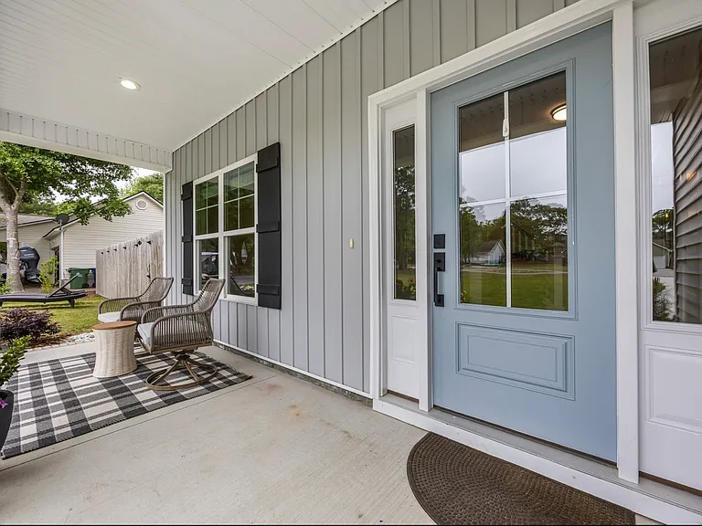 247 Shellbank Dr — Photo 32