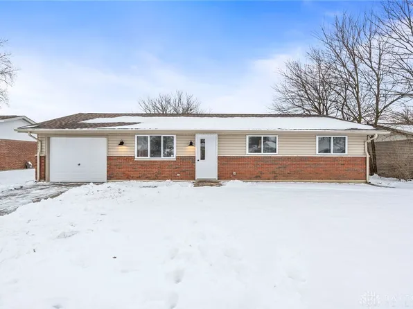 8231 Gibson Ave, Fairborn, OH 45324