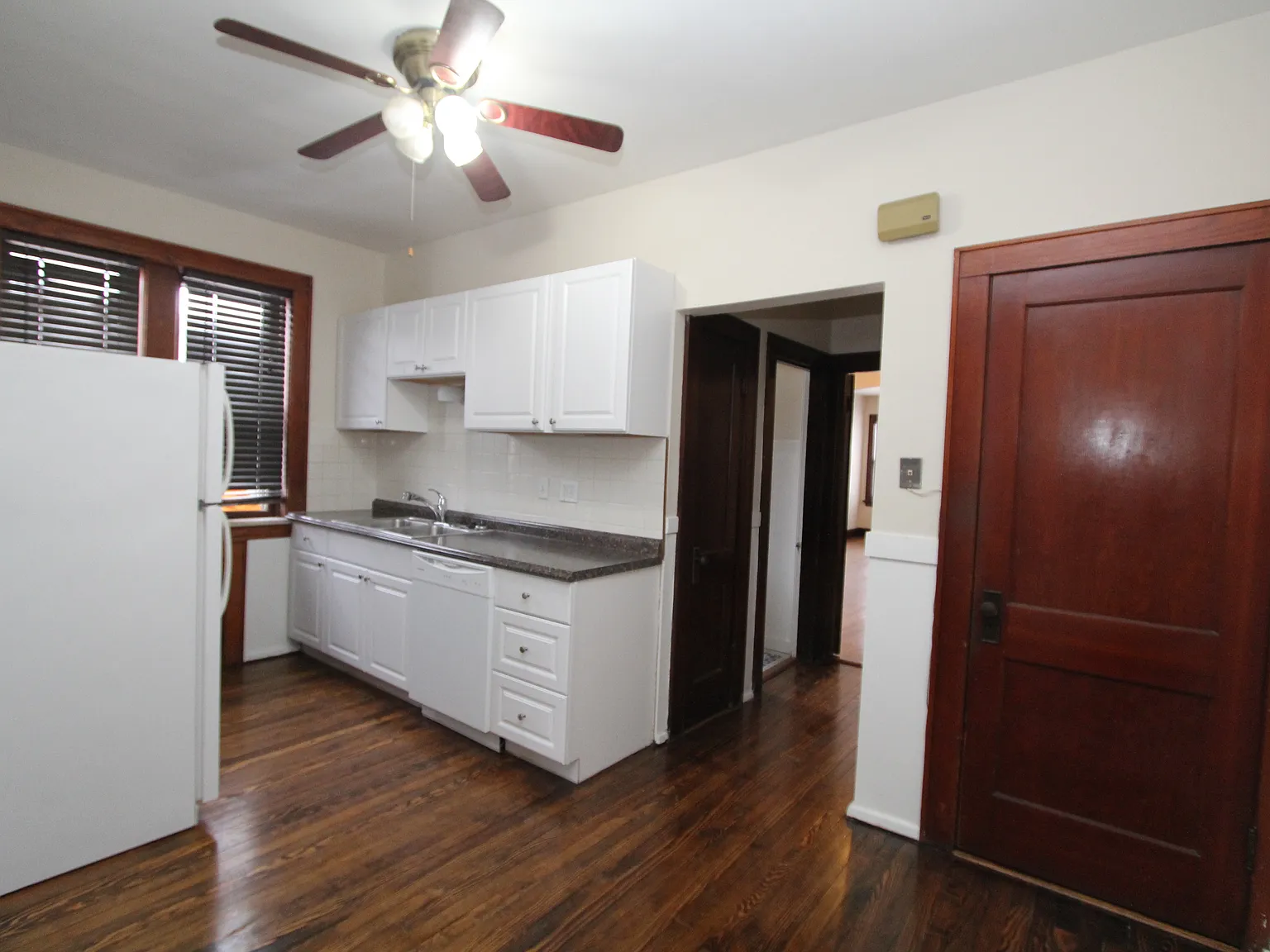 1 bed, $860 — Photo 3