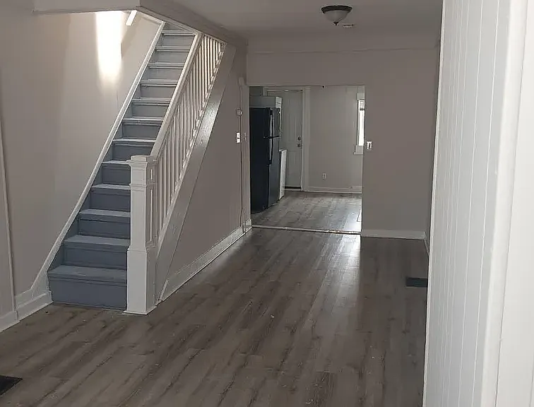 417 N Rose St — Photo 1