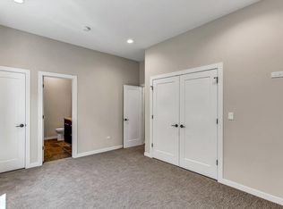 5205 S Wabash Ave #3, Chicago, IL 60615