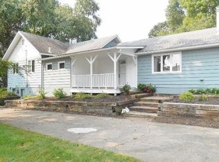 2602 E 32nd St, Davenport, IA