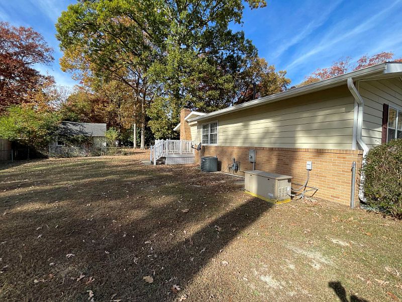1st image of 9 Dinwiddie Pl