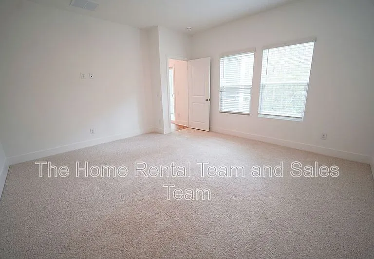 128 Kingswood Cir — Photo 24