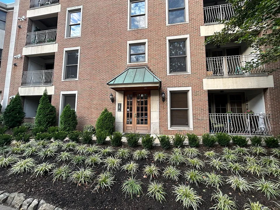 Suite 402 building entrance w/ intercom for guests and deliveries. (Call box programed to call tenants cell phone)